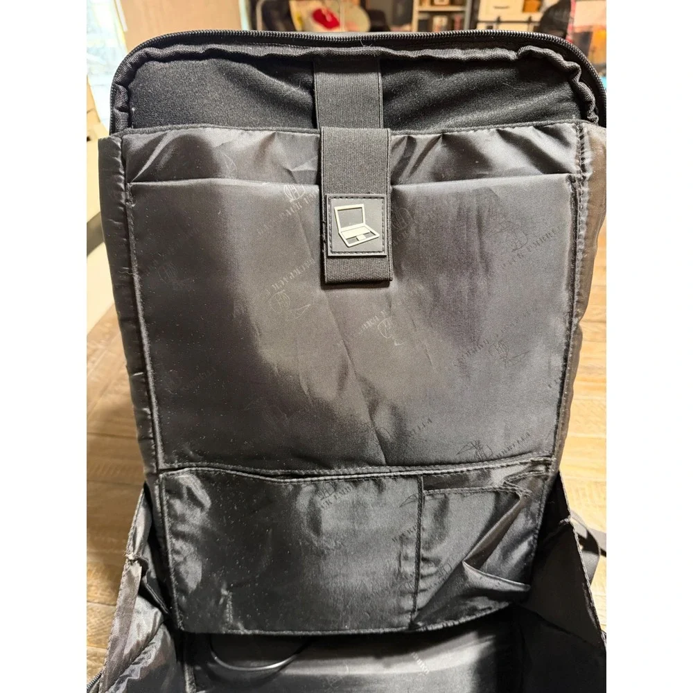 Thirty Five Lines Backpack Umbrella Unisex Large Grey NWT Hands Free Sun Rain